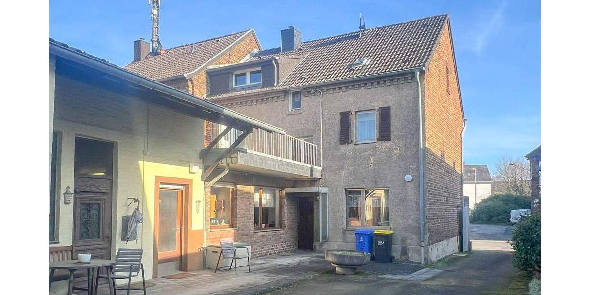 Einfamilienhaus Erftstadt / Dirmerzheim Dirmerzheim - 7 Zimmer, 154 m&sup2;, 345.000&euro; | Angebot:24855475