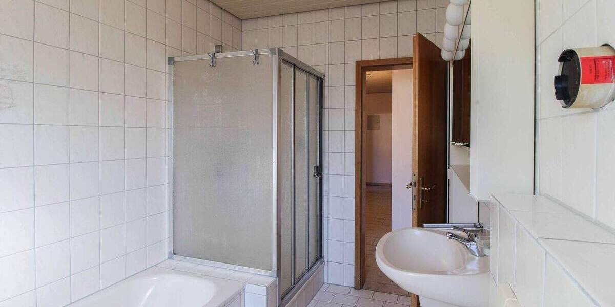 Mehrfamilienhaus, Wohnhaus Troisdorf Bergheim - 8 Zimmer, 204 m&sup2;, 449.000&euro; | Angebot:24778185