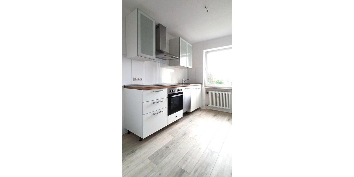 Moderne 3 Zimmer Wohnung, Einbauküche, verkehrsgünstig und ruhig 3 zimmer