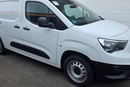 Opel Combo 176.000 km 7.350 &euro; Köln 51149