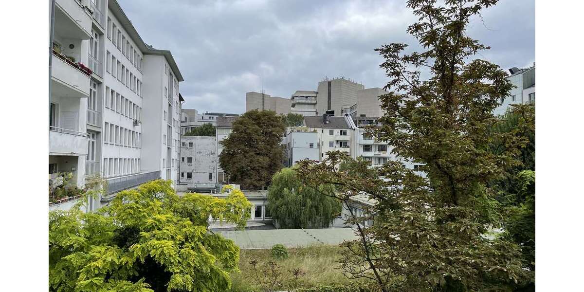 Etagenwohnung Düsseldorf Stadtmitte - 2 Zimmer, 85 m&sup2;, 1.250&euro; | Angebot:25303181