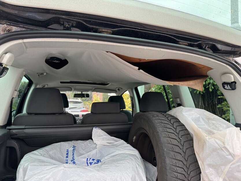 VW Touran 1.6 FSI Highline 7 Sitze SR+WR eGSD DSG ? 213.000 km 1.500 € Erftstadt 50374