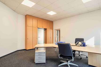 Gewerbeobjekt Troisdorf - 555&euro; | Angebot:25168281