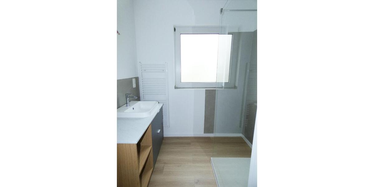 Etagenwohnung Bergisch Gladbach Frankenforst - 3 Zimmer, 94 m&sup2;, 1.130&euro; | Angebot:26198682