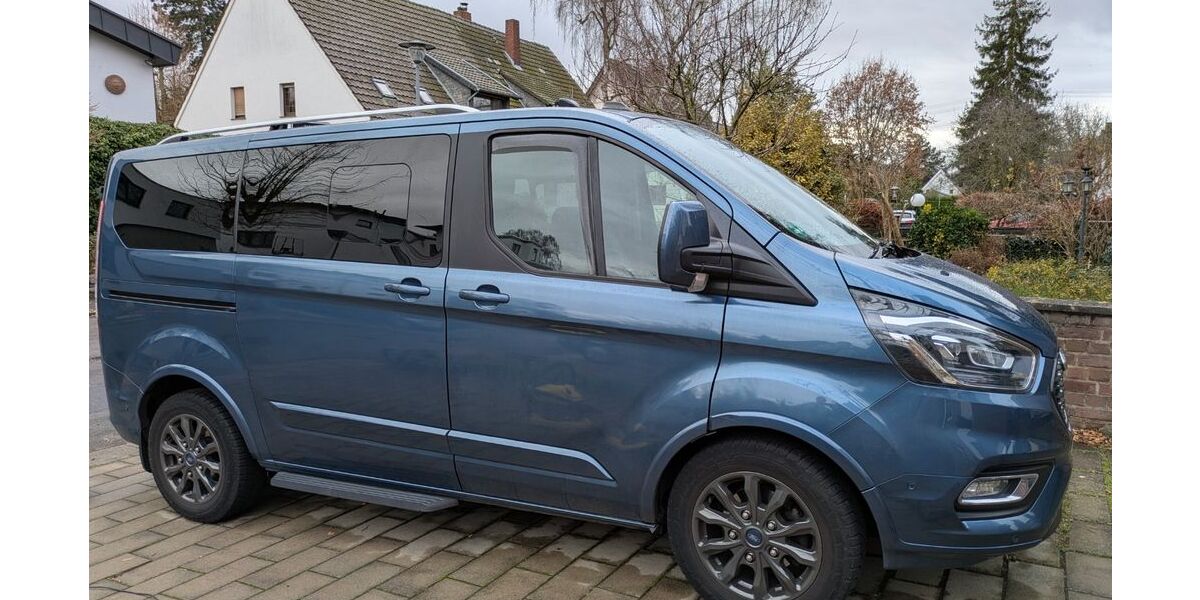 Ford Tourneo Custom 62.500 km 33.900 &euro; Köln 50859