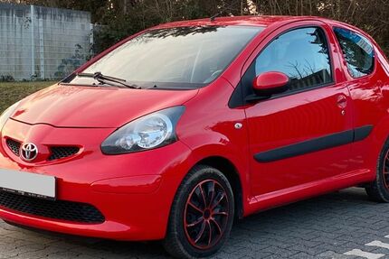 Toyota Aygo (X) 164.000 km 2.650 &euro; Solingen 42657