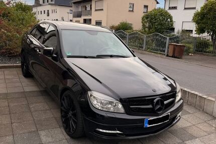 Mercedes-Benz C 250 273.000 km 7.600 &euro; Niederkassel 53859