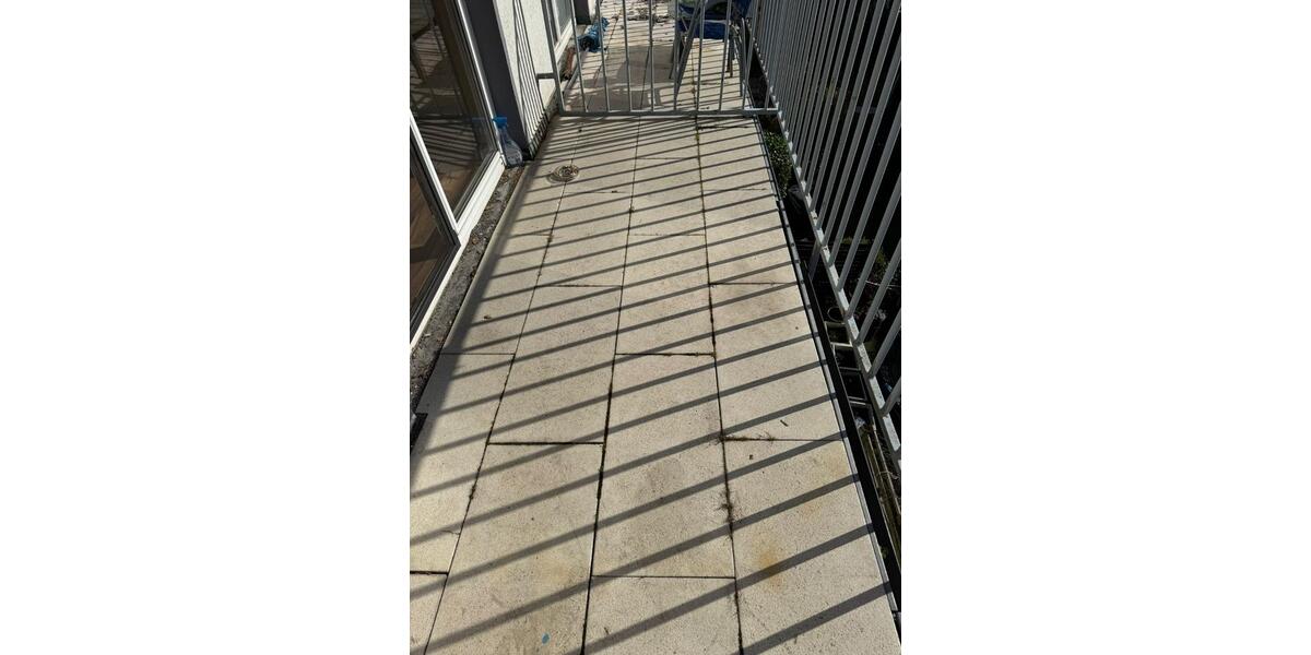 Etagenwohnung Solingen Mitte - 1 Zimmer, 35 m&sup2;, 300&euro; | Angebot:25541383