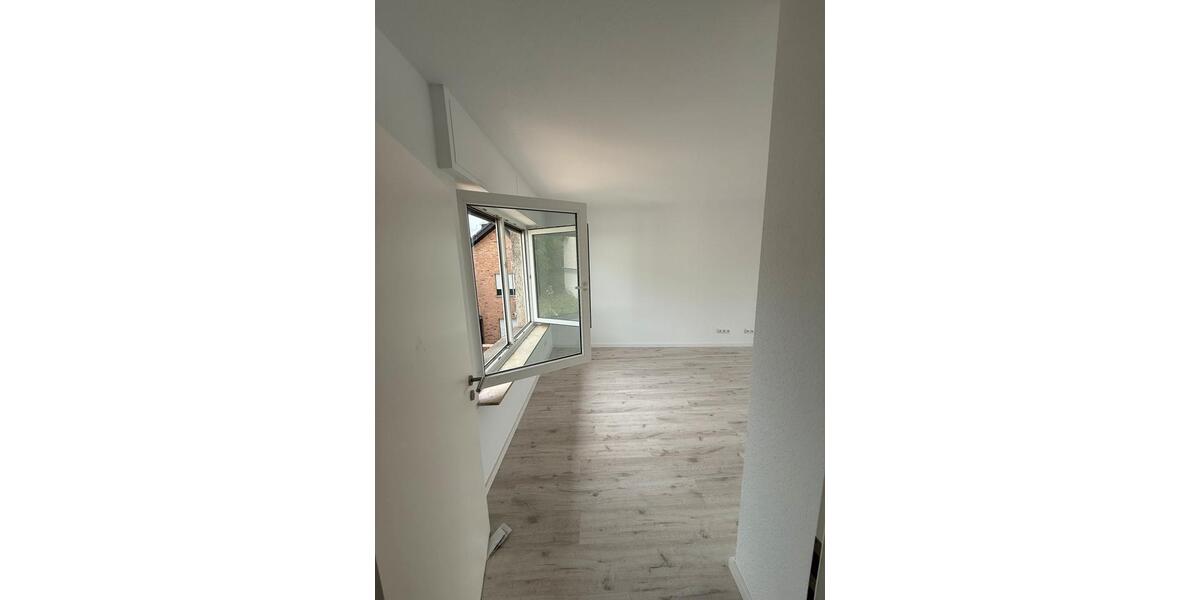 Etagenwohnung Brühl - 2 Zimmer, 65 m&sup2;, 1.040&euro; | Angebot:26349075