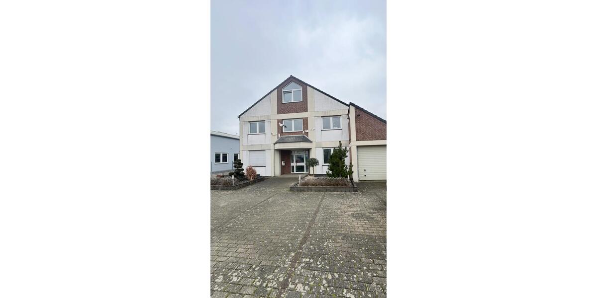 Modernisierte Gewerbeeinheit mit Wohncharakter in Euskirchen zimmer