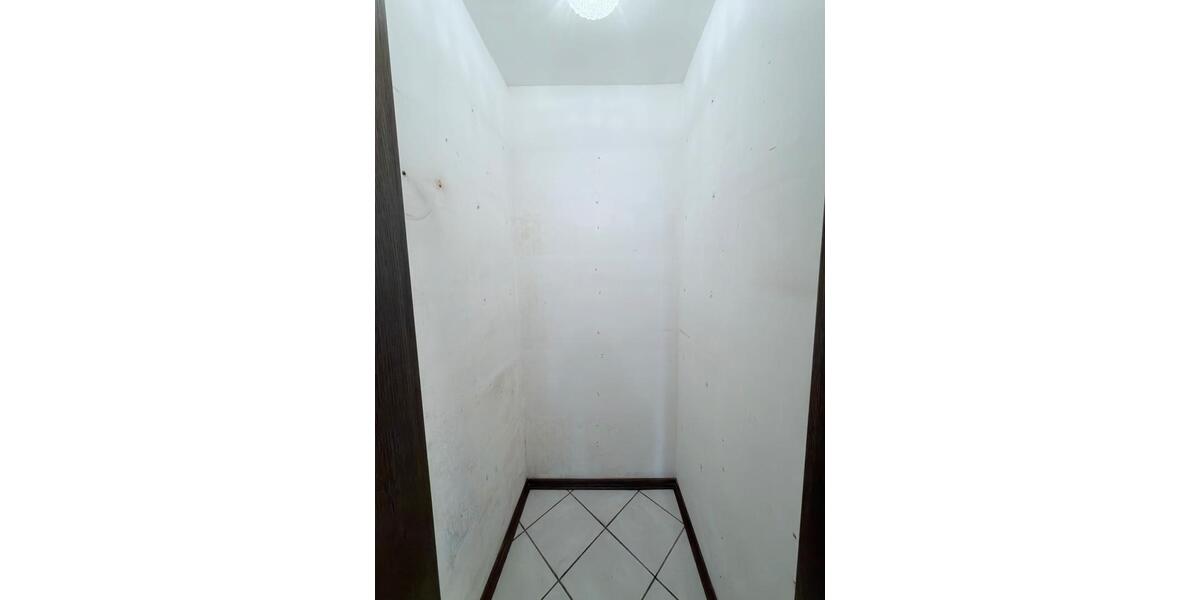 Etagenwohnung Dormagen - 3 Zimmer, 85 m&sup2;, 295.000&euro; | Angebot:25447097