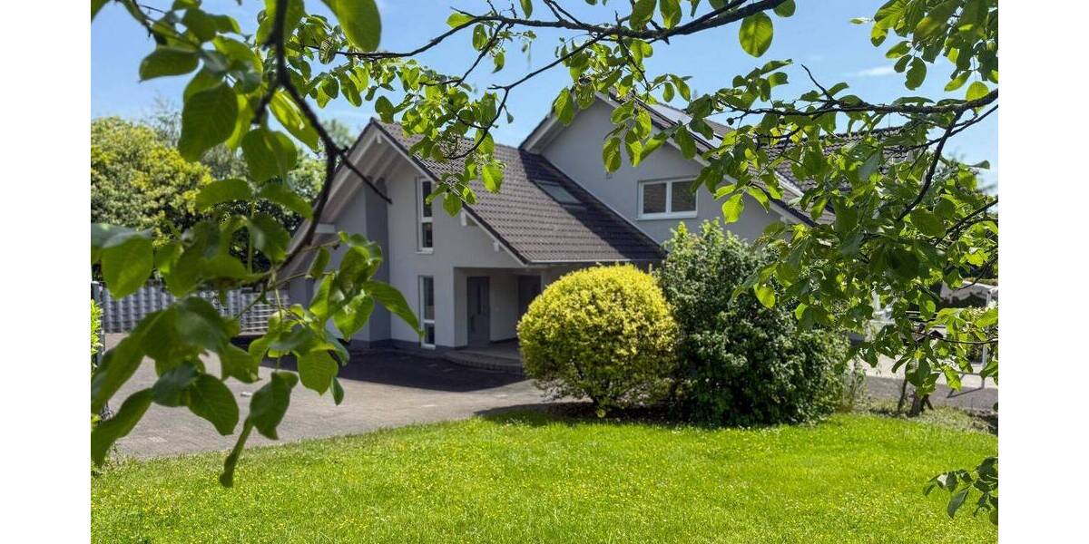 Einfamilienhaus Rösrath Hoffnungsthal - 8 Zimmer, 313 m&sup2;, 1.100.000&euro; | Angebot:26904515