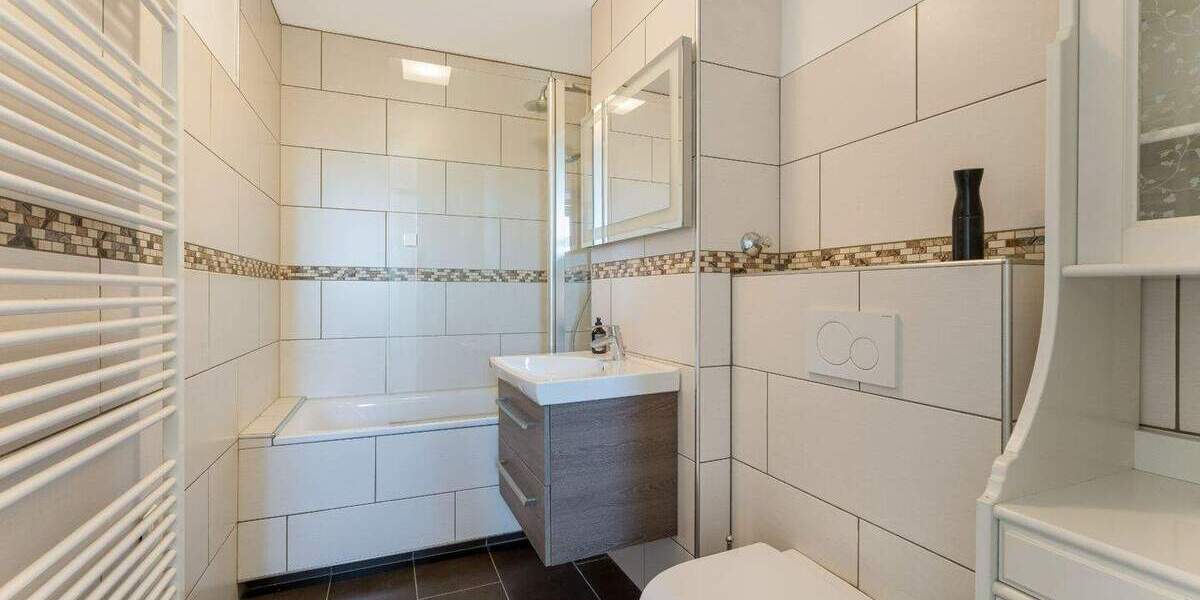 Etagenwohnung Köln Riehl - 3 Zimmer, 85 m&sup2;, 399.000&euro; | Angebot:25602771