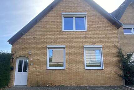 Haus zum Kaufen in Grevenbroich 400.000 € 131.79 m² 5 zimmer