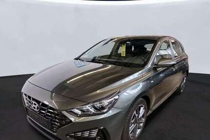 Hyundai i30 98.806 km 14.829 &euro; Hilden 40721