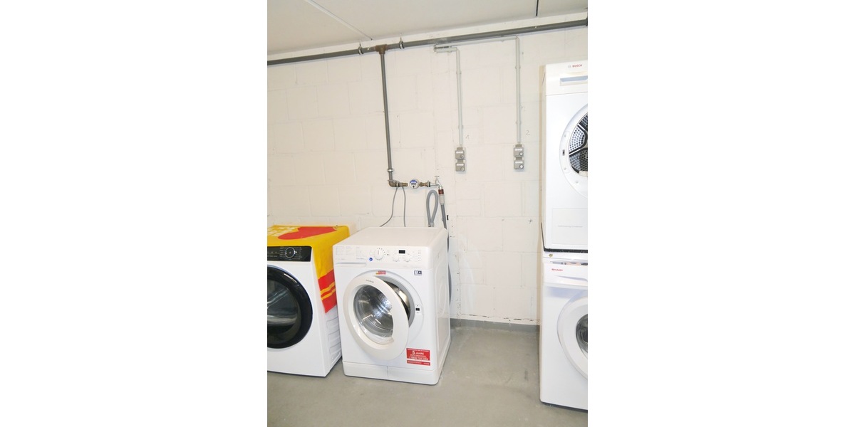 NE-Stadionviertel, ruhige kompl. Renov. 2 Zi. ETW, KDB, Balkon, Carport, Keller - Erdgeschoßwohnung Neuss Augustinusviertel | Angebot:27350485