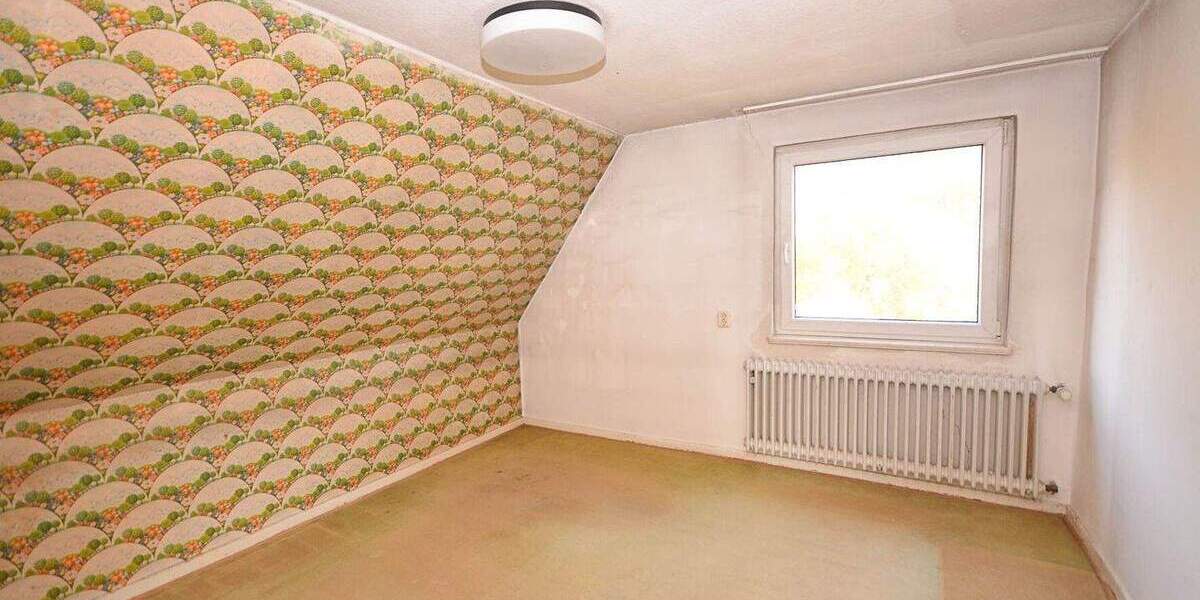 Kierdorf: Freistehendes Einfamilienhaus mit Potenzial 5 zimmer