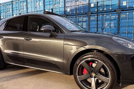 Porsche Macan 104.000 km 56.990 &euro; Düsseldorf 40476