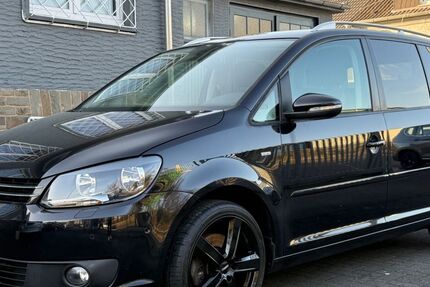 VW Touran 233.000 km 5.999 &euro; Bergisch Gladbach 51469