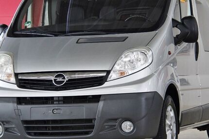 Opel Vivaro 83.000 km 14.850 &euro; Köln 50739