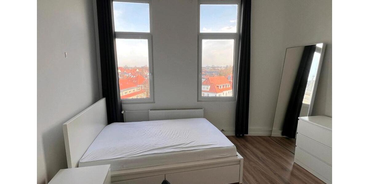 Etagenwohnung Bergisch Gladbach Alt-Frankenforst - 2 Zimmer, 100 m&sup2;, 500&euro; | Angebot:25253034