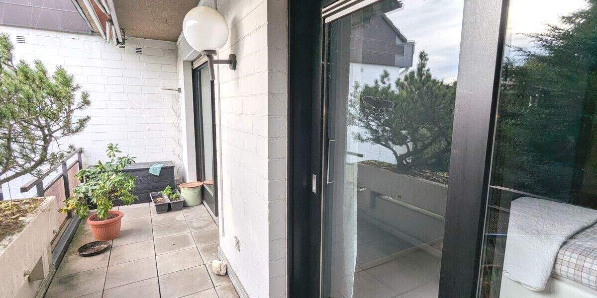 Eigentumswohnung mit Kamin, EBK, 2 Balkone, 3 Zimmer in ruhiger Wohnlage 3 zimmer