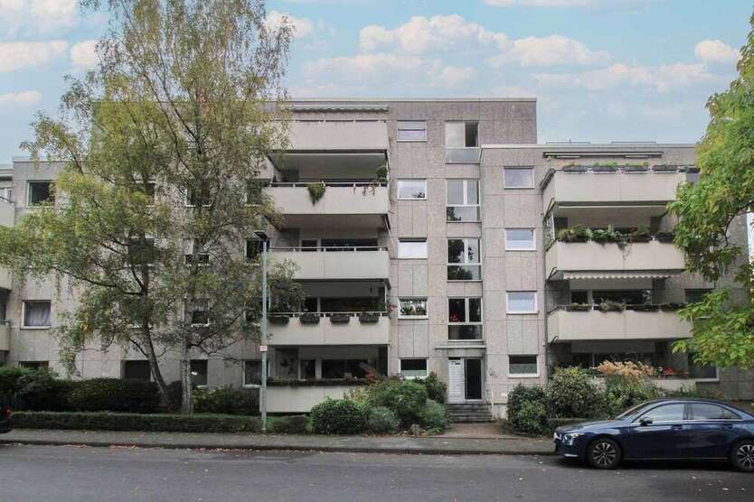 Wohnung zum Kaufen in Bergisch Gladbach 279.000 € 107.17 m²