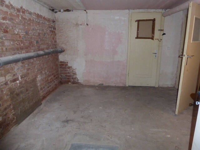Gewerbeobjekt Düsseldorf Rath - 8 Zimmer, 156 m&sup2;, 350.000&euro; | Angebot:25665195