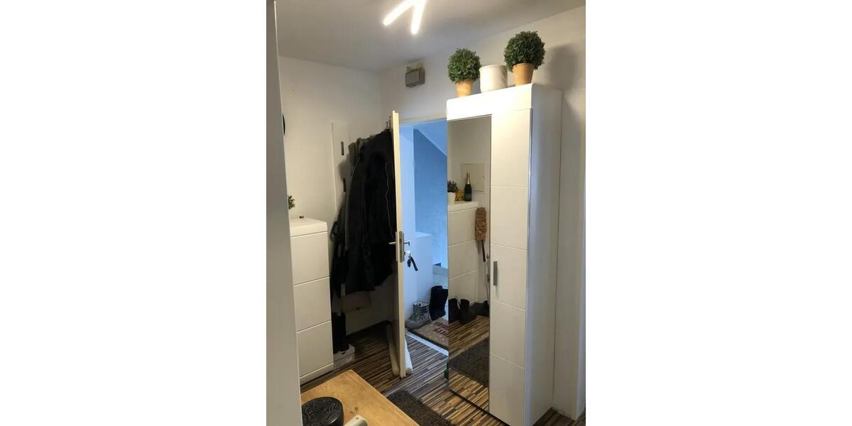 Erdgeschoßwohnung Remscheid - 2 Zimmer, 62 m&sup2;, 605&euro; | Angebot:25857331