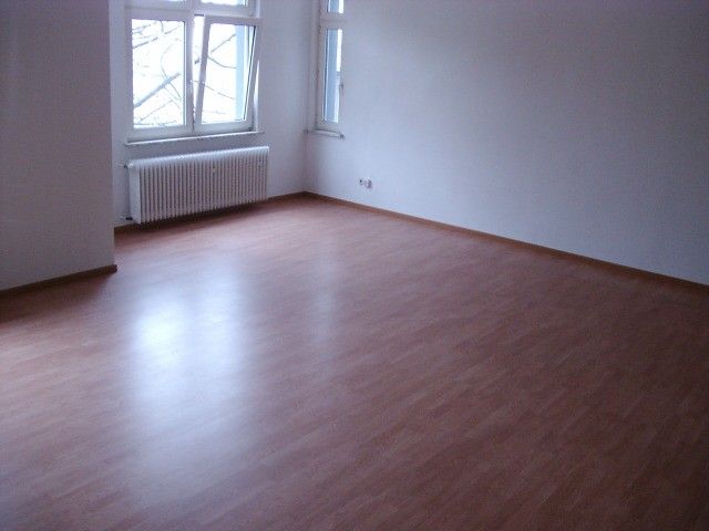 Provisionsfrei* Mehrfamilienhaus in Neuss Nord (Stadtgrenze zu Düsseldorf) 12 zimmer