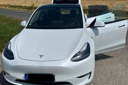 Tesla Model Y 34.800 km 35.100 &euro; Pulheim 50259