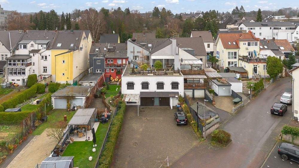 Mehrfamilienhaus, Wohnhaus Bergisch Gladbach Heidkamp - 7 Zimmer, 173 m&sup2;, 830.000&euro; | Angebot:24322206