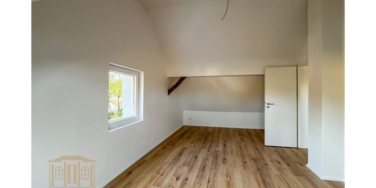 Einfamilienhaus Remscheid Lüttringhausen - 1 Zimmer, 249 m&sup2;, 399.500&euro; | Angebot:24855507