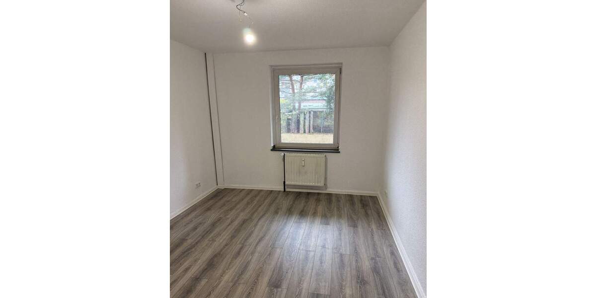 Etagenwohnung Düsseldorf Rath - 3 Zimmer, 64 m&sup2;, 790&euro; | Angebot:25212848