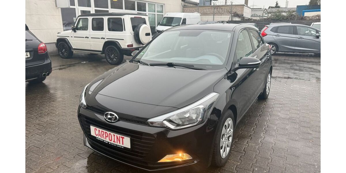 Hyundai i20 112.000 km 7.950 &euro; Brühl 50321