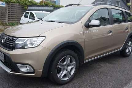 Dacia Logan 51.000 km 11.480 € Solingen 42651