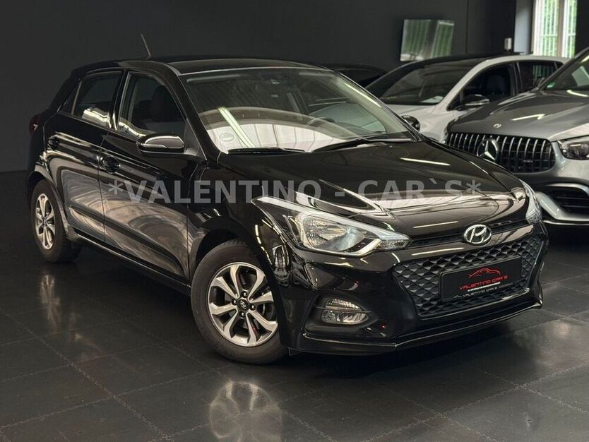 i20