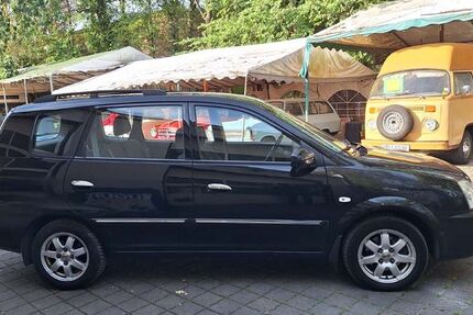 Kia Carens 209.000 km 2.390 &euro; Köln Porz 51147