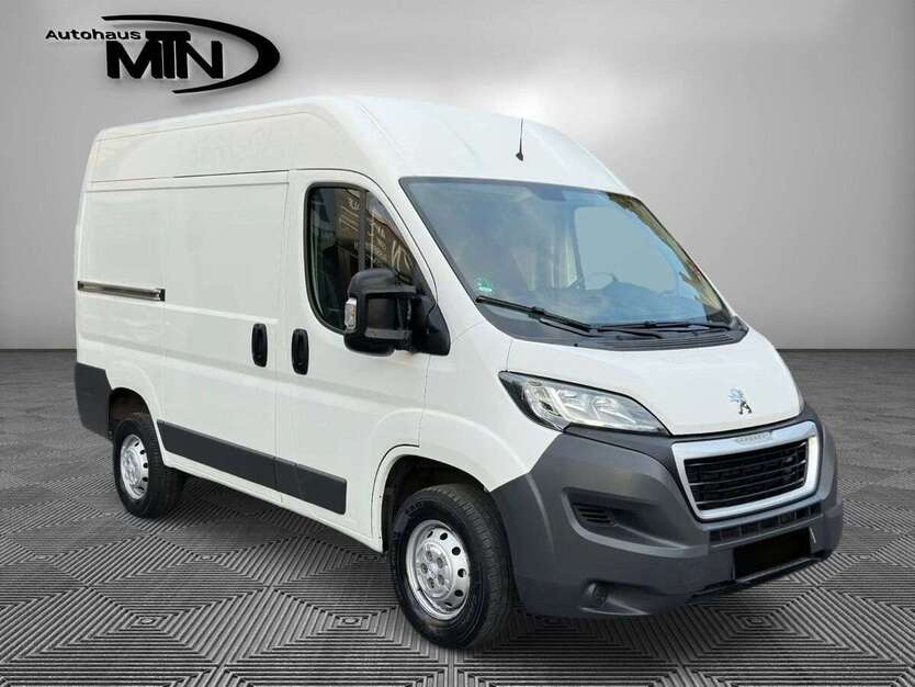 Peugeot Boxer 88.000 km 14.990 € Köln 51067