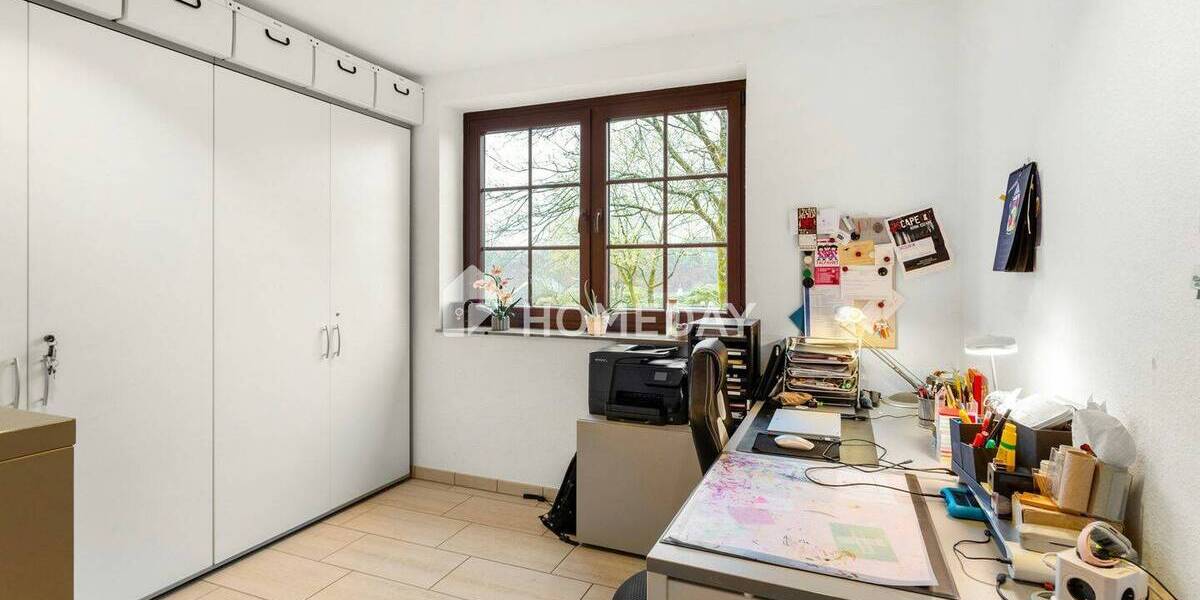 Reihenendhaus Hückeswagen Innenstadt - 8 Zimmer, 170 m&sup2;, 535.000&euro; | Angebot:26189383