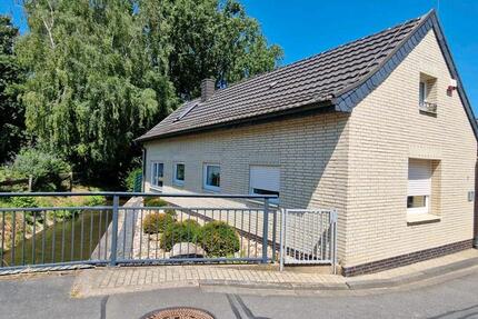 Haus Rommerskirchen - 3.5 Zimmer, 90 m&sup2;, 295.000&euro; | Angebot:27033516