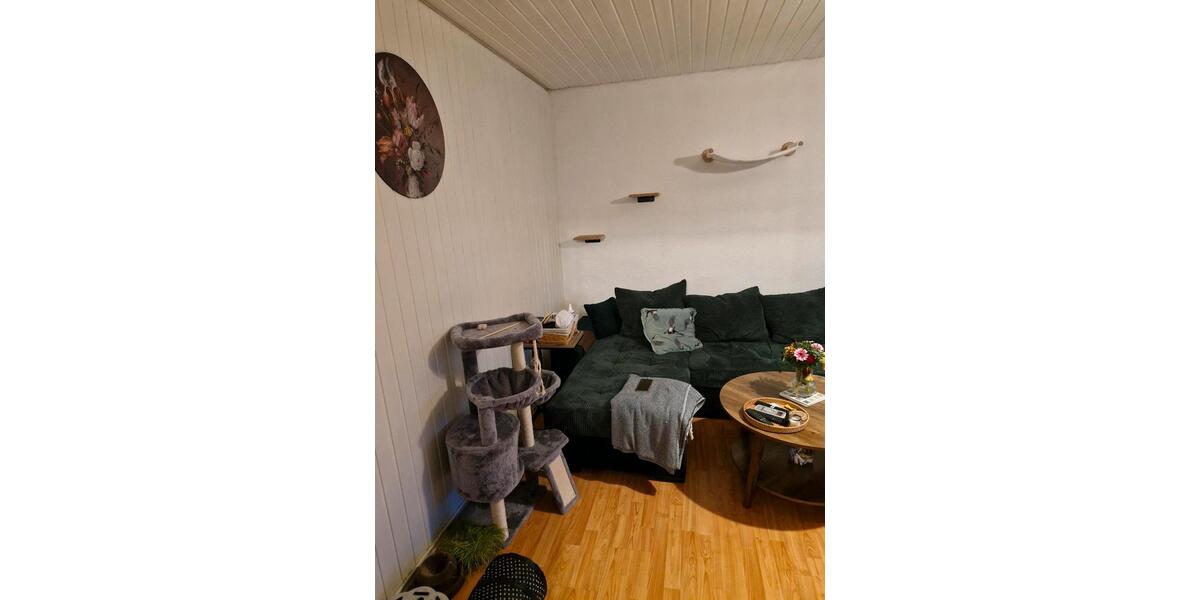 Gemütliche 2-Zimmer-Dachgeschosswohnung in Leverkusen 1 zimmer