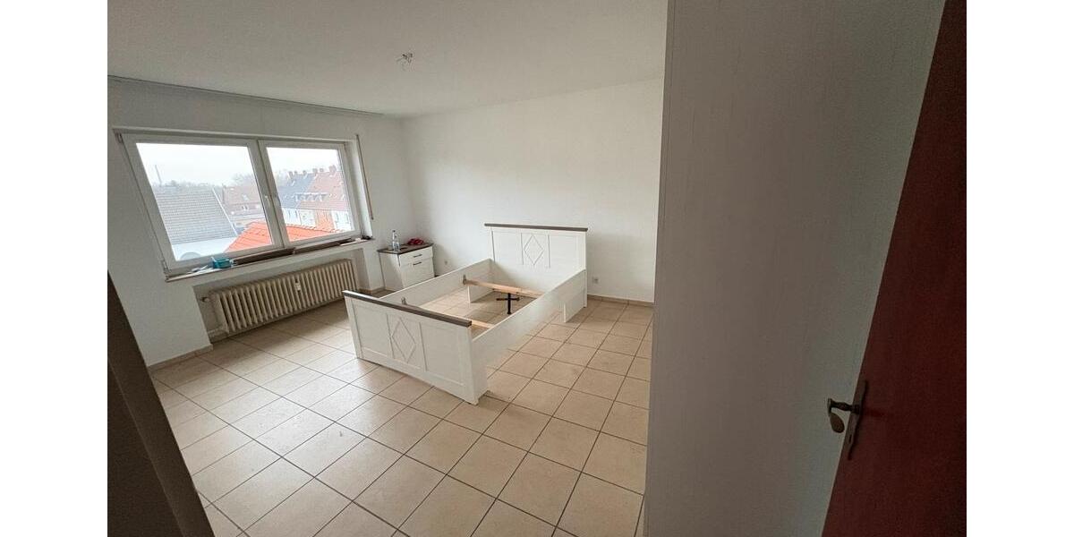 Etagenwohnung Bergheim Ahe - 3 Zimmer, 84 m&sup2;, 672&euro; | Angebot:25044416