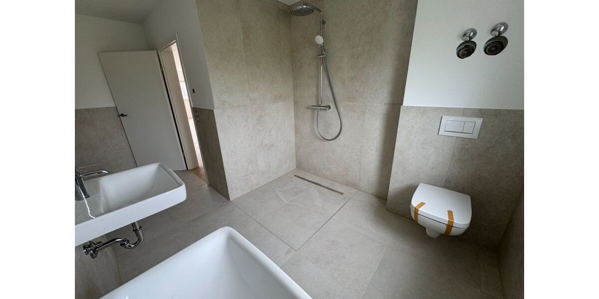 Erstbezug großzügige Maisonette in Rösrath TOP Anbindung Nahe Autobahn - Maisonettenwohnung Rösrath | Angebot:27085335