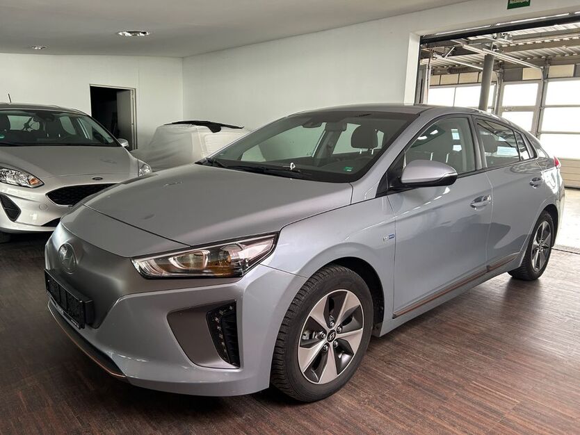 Hyundai IONIQ 43.924 km 12.990 € Brühl 50321