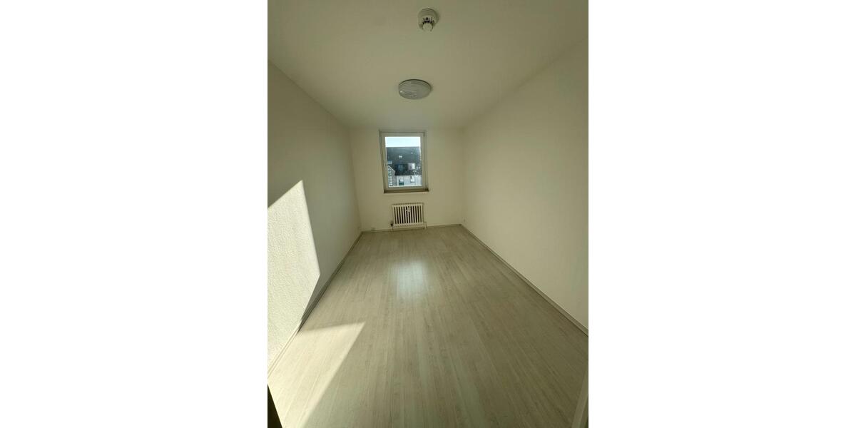 4-Zimmer-Wohnung in Bergisch Gladbach-Refrath zu vermieten 4 zimmer