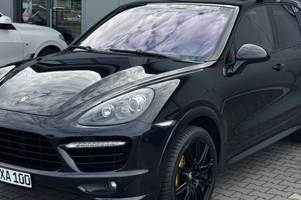 Porsche Cayenne 215.000 km 18.900 &euro; Troisdorf 53842