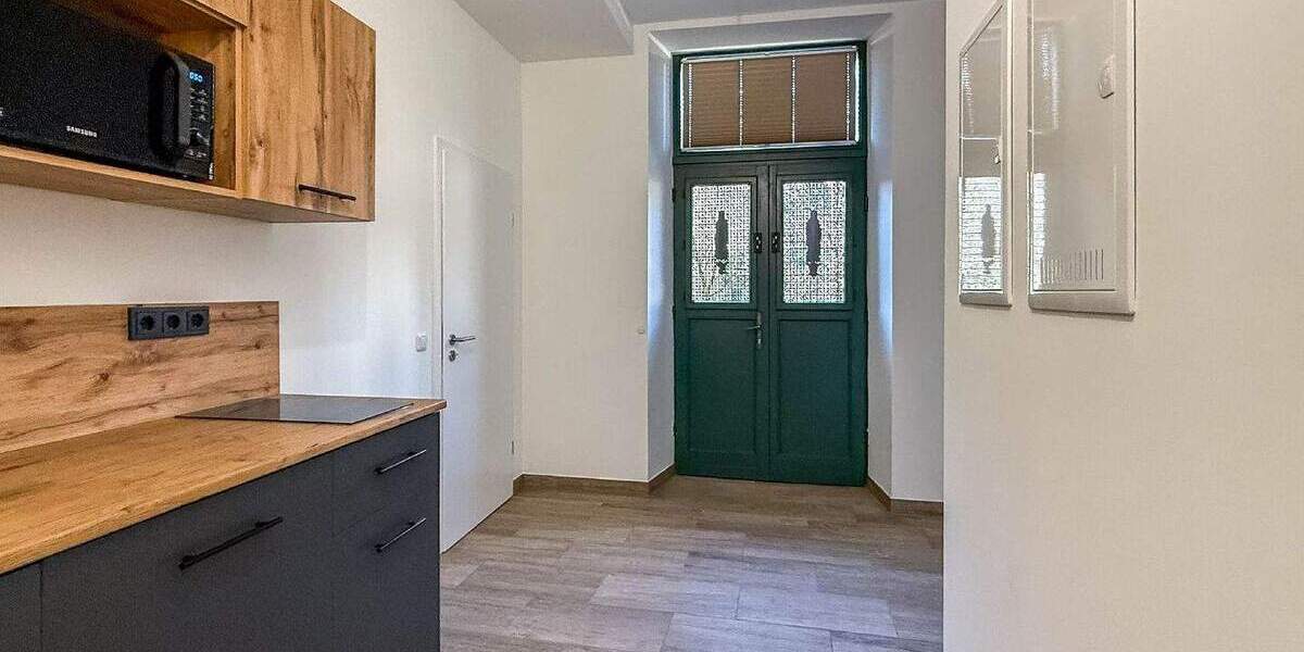 Gewerbeobjekt Overath Untereschbach - 6 Zimmer, 133 m&sup2;, 185.000&euro; | Angebot:25706570