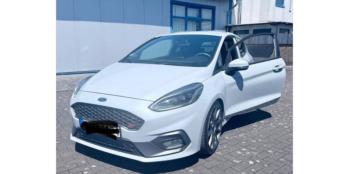 Ford Fiesta 85.773 km 15.400 &euro; Erftstadt 50374