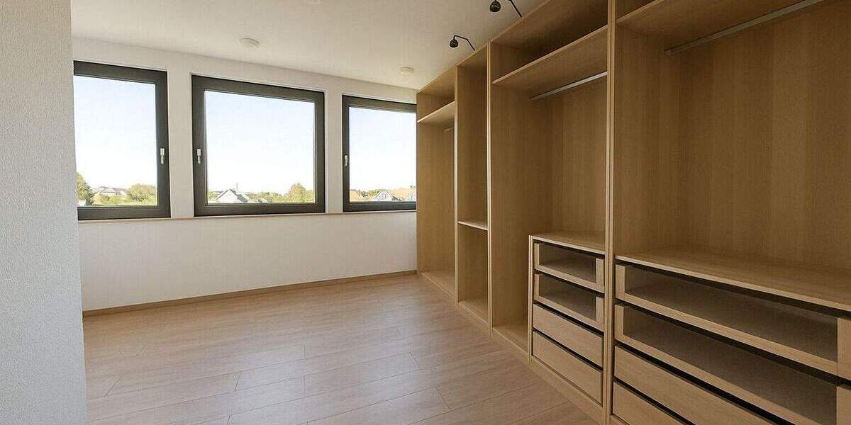Etagenwohnung Düsseldorf / Himmelgeist Himmelgeist - 5 Zimmer, 190 m&sup2;, 820.000&euro; | Angebot:25176913